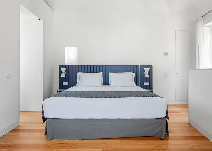 Tandem Palacio Alfama Lägenhet *