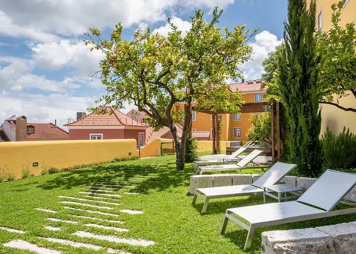 Tandem Palacio Alfama Lägenhet