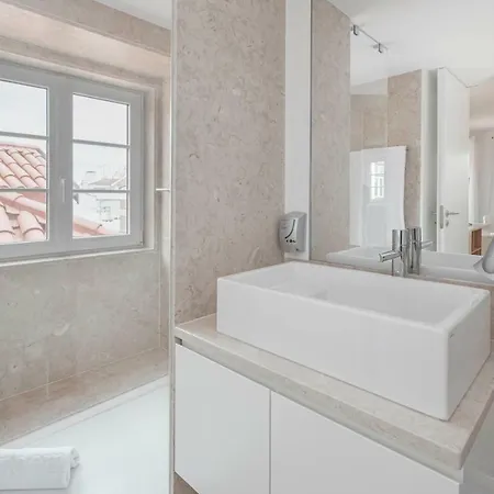 Tandem Palacio Alfama *