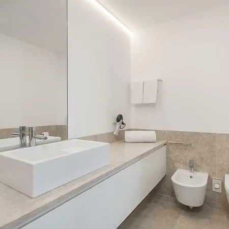 Tandem Palacio Alfama *